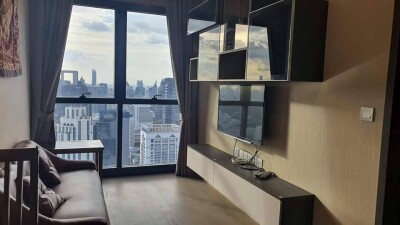 แอชตัน อโศก / Ashton Asoke