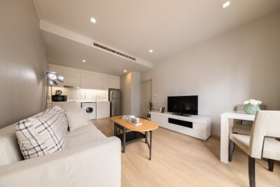 โนเบิล รีไฟน์ / ยูนิตมุม • ชั้น 9 • 54 ตร.ม. •