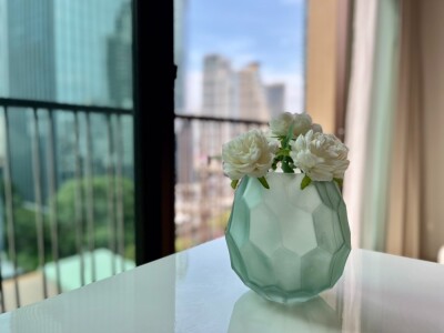 โนเบิล รีไฟน์ / ยูนิตมุม • ชั้น 9 • 54 ตร.ม. •