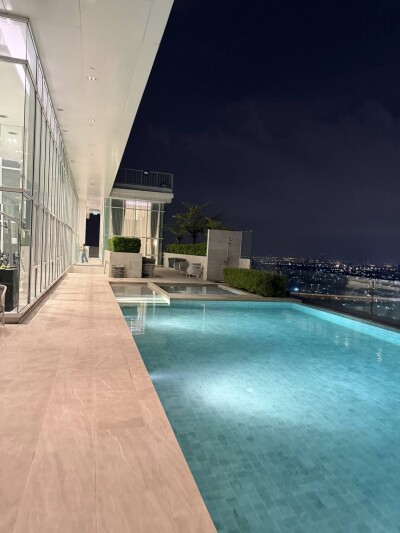 เดอ ลาพีส จรัญ 81 / De Lapis Charan 81-19