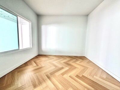 เดอะ คัลเลอร์ส พรีเมียม บางนา กม.8 / ซ.มหาชัย หลังมุม 27ตรว. 4 นอน