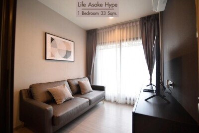 ไลฟ์ อโศก ไฮป์ / Life Asoke Hype-1