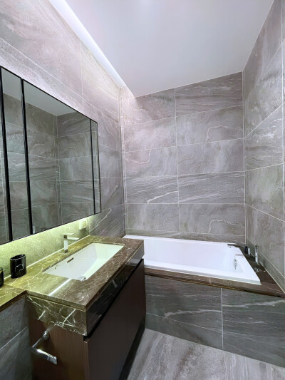 ดิ เอส สุขุมวิท 36 / The Esse Sukhumvit 36