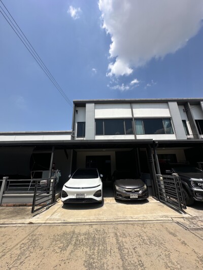 พลีโน่ บางนา - วงแหวน-1