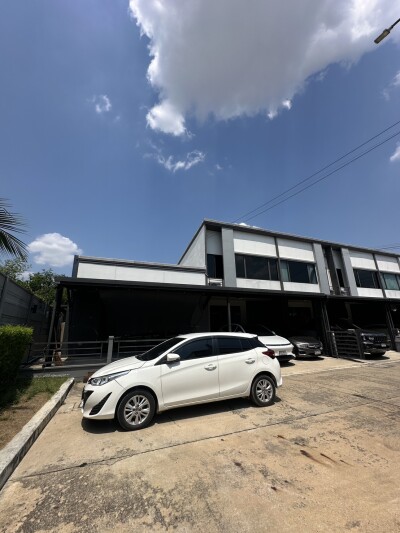 พลีโน่ บางนา - วงแหวน-3