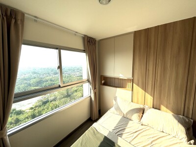 เดอะทรัสต์ @ BTS เอราวัณ / The Trust @ BTS Erawan-8