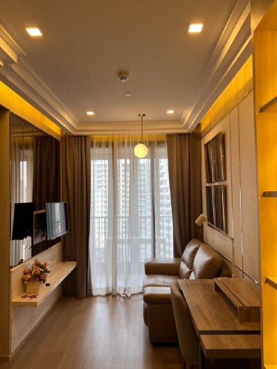 แอชตัน อโศก / Ashton Asoke