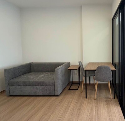 แชปเตอร์ วัน สปาร์ค จรัญ / Chapter One Spark Charan-2