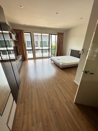 บ้านกลางเมือง พระราม 9 - กรุงเทพกรีฑา-6