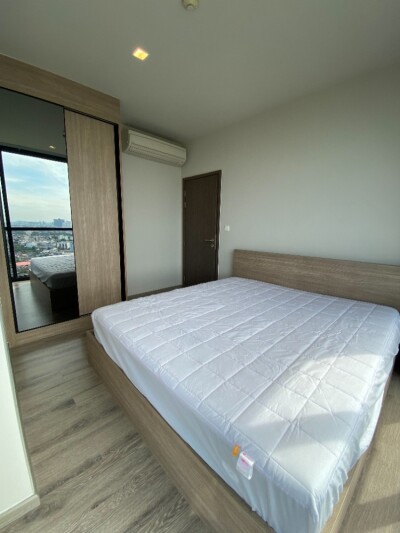 เดอะ ไลน์ วงศ์สว่าง / The Line Wongsawang-1