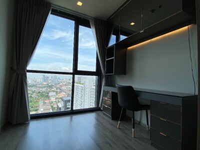 เดอะ ไลน์ วงศ์สว่าง / The Line Wongsawang-4