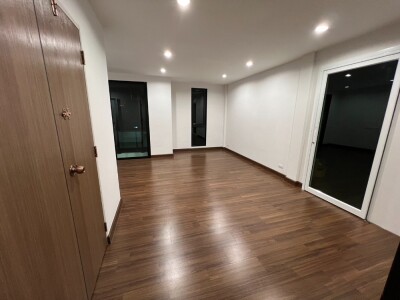 อัปเดตล่าสุด 10/9/2567: ให้เช่า Home office 3 ชั้น บางนากม.5 ติดถนนในซอยวัดคลองปลัดเปรียง ทะลุถนนบางนาตราดและศรีนครินทร์-9