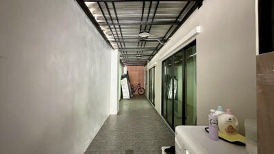 เดอะ คอนเนค 41 แจ้งวัฒนะ - ติวานนท์ / ทาวโฮม 2 ห้องคู่ ชั้นล่างทะลุถึงกัน 2 ห้องโถงชั้นล่าง