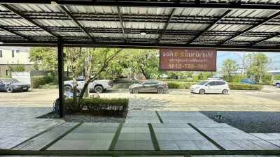 เดอะ คอนเนค 41 แจ้งวัฒนะ - ติวานนท์ / ทาวโฮม 2 ห้องคู่ ชั้นล่างทะลุถึงกัน 2 ห้องโถงชั้นล่าง