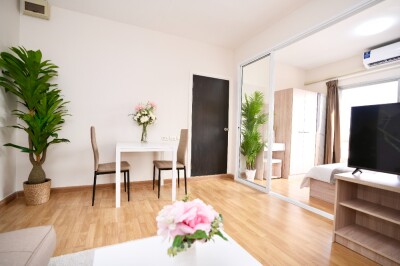 เดอะ ทรี ลาดพร้าว (ลาดพร้าว - วังหิน) / 29.5 ตร.ม ตึก A ชั้น 4 ฝั่งตะวันออก(ไม่อมแดดบ่าย)