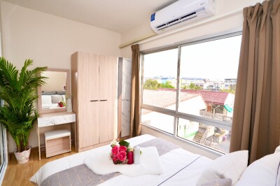 เดอะ ทรี ลาดพร้าว (ลาดพร้าว - วังหิน) / 29.5 ตร.ม ตึก A ชั้น 4 ฝั่งตะวันออก(ไม่อมแดดบ่าย)