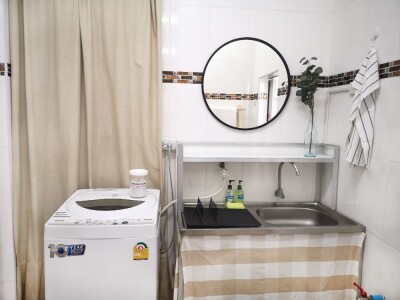 เซ้งทาวเฮ้าส์ตกแต่งครบพร้อมทำ AIRBNB 2 ชั้น 2 ห้องนอน 1 ห้องน้ำ เดิน 4 นาทีถึง BTS กรุงธนบุรี