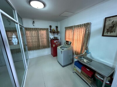 หมู่บ้านทัศรินทร์ แพรกษา (ซ.มังกร-ขันดี)