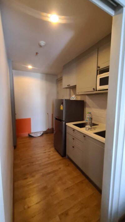 ดิ เอดิเตอร์ / The Editor-6