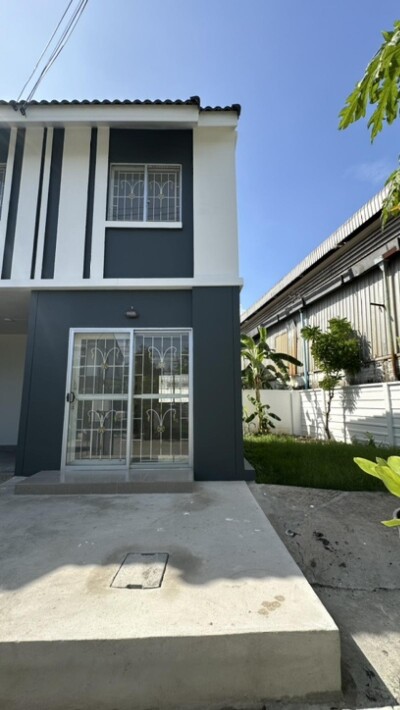 บ้านพฤกษา 73 ถ.เศรษฐกิจ พระราม 2 / 📌 ขนาด 32.9 ตร.ว.