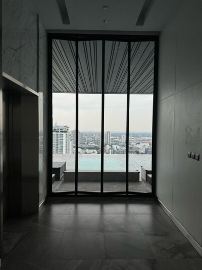 ริธึ่ม เอกมัย / RHYTHM Ekkamai