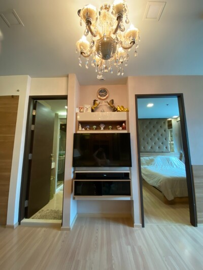 ริทึ่ม สาทร / Rhythm Sathorn