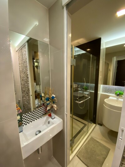 ริทึ่ม สาทร / Rhythm Sathorn