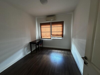 ฮาบิทาวน์ วัชรพล / 3 ห้องนอน l 2 ห้องน้ำ