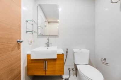 ไฮฟ์ ตากสิน /  50 ตารางเมตร ชั้น 19-13