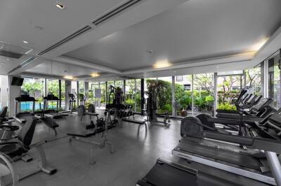 ไฮฟ์ ตากสิน /  50 ตารางเมตร ชั้น 19-18