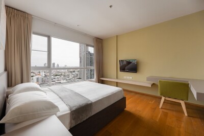 ไฮฟ์ ตากสิน /  50 ตารางเมตร ชั้น 19-9