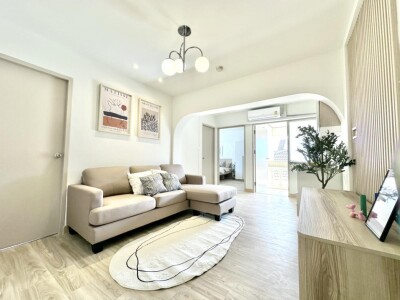 เซ็นจูรี่ ปาร์ค คอนโดมิเนียม / 49.27 ตร.ม.-1