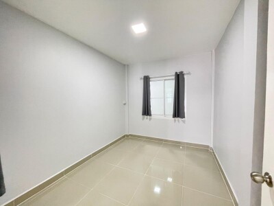 บัวทองธานี / Buathong Thani-17