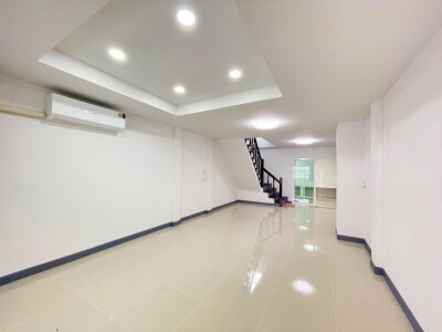 Ⓜ️ ให้เช่าทาวน์เฮาส์ เปี่ยมสุข ปากเกร็ด ซอยวัดกู้-6