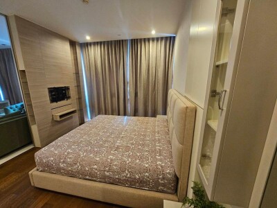 เดอะ แบงค็อค สาทร / 61 ตร.ม. ชั้นที่ 19-9