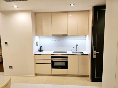 เดอะ แบงค็อค สาทร / 61 ตร.ม. ชั้นที่ 19-7