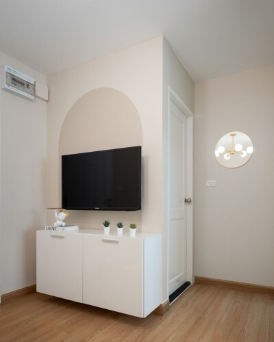 เด็น วิภาวดี / DEN Vibhavadi