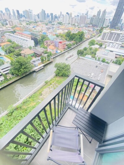 เดอะ เบส เพชรบุรี - ทองหล่อ / ขนาดห้อง: 33.54 sqm