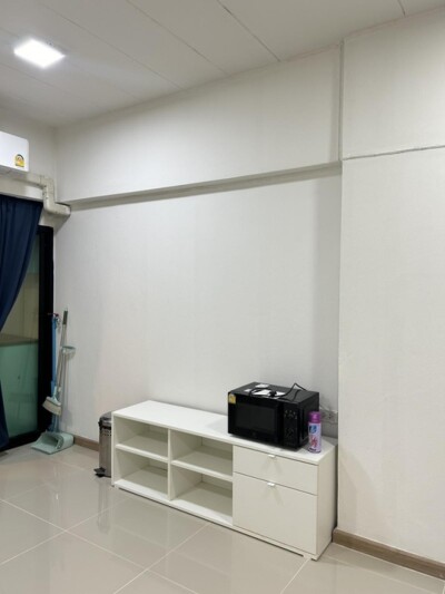 สิริ ศรีลาซาล / SIRI Sri-Lasalle-4