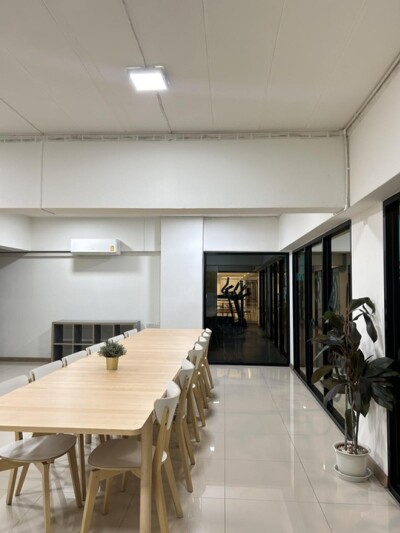 สิริ ศรีลาซาล / SIRI Sri-Lasalle-8