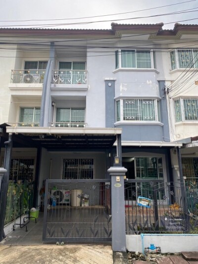 อัพเดตล่าสุด 18/7/2568 : ศุภาลัย วิลล์ สุขุมวิท - ศรีนครินทร์  / ขนาด 3 ชั้น 3 ห้องนอน 3 ห้องน้ำ-1