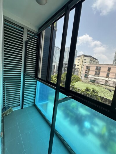 เดอะ คัลเลอร์รี่ วิวิด / The Colory Vivid-12