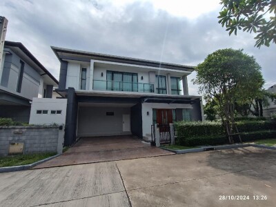 เดอะ ซิตี้ บางนา กม.7 / 102 ตารางวา  อนุญาตเลี้ยงสัตว์*-1