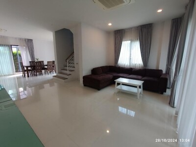 เดอะ ซิตี้ บางนา กม.7 / 102 ตารางวา  อนุญาตเลี้ยงสัตว์*-18