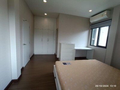 เดอะ ซิตี้ บางนา กม.7 / 102 ตารางวา  อนุญาตเลี้ยงสัตว์*-23