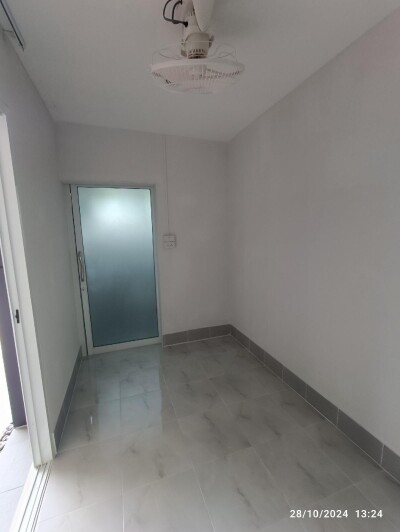 เดอะ ซิตี้ บางนา กม.7 / 102 ตารางวา  อนุญาตเลี้ยงสัตว์*-10