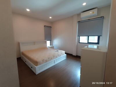 เดอะ ซิตี้ บางนา กม.7 / 102 ตารางวา  อนุญาตเลี้ยงสัตว์*-28