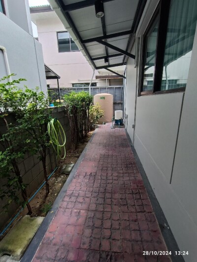 เดอะ ซิตี้ บางนา กม.7 / 102 ตารางวา  อนุญาตเลี้ยงสัตว์*-6