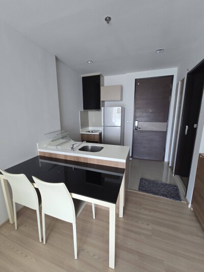 ริทึ่ม สาทร / Rhythm Sathorn-3