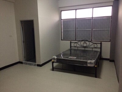 🏬ให้เช่า อาคารพาณิชย์ 4 ชั้น ใกล้สถานีรถไฟฟ้า MRT บางขุนนนท์เพียง 200เมตร เหมาะเป็นที่พักอาศัยรวม เลี้ยงสัตว์ได้-17